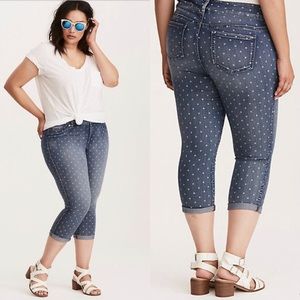 Torrid medium wash jeggings with heart prints